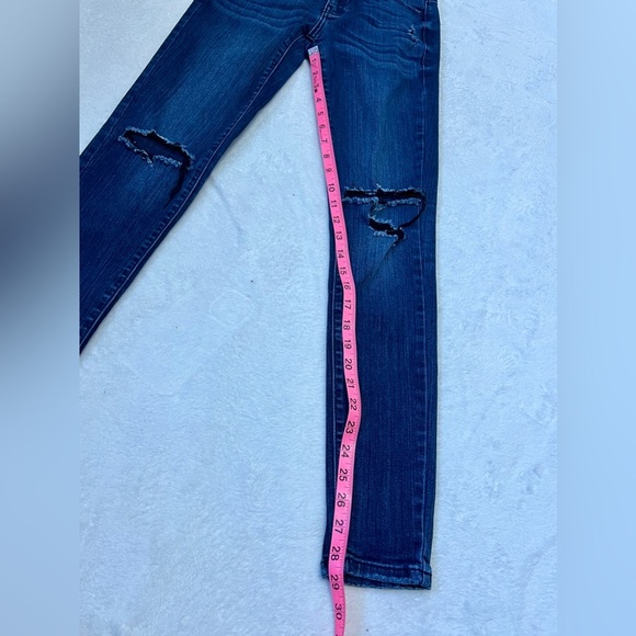 KanCan Dark Wash Distressed Skinny Jean - Size 25 - Picture 11 of 11